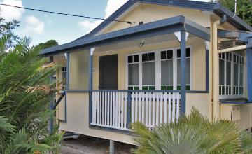 Berrimilla Holiday House - North Stradbroke Island